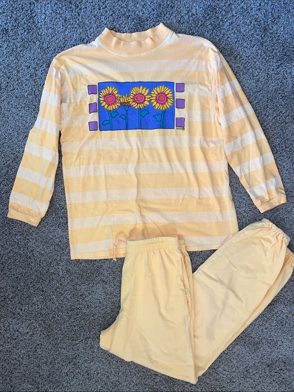 Fresh Produce Yellow Striped Sunflower Lounge Set